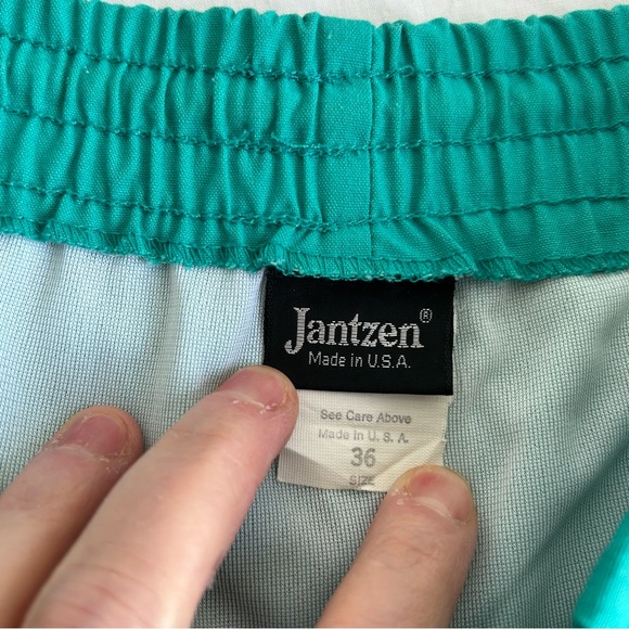 Jantzen Vintage 1980s Men's Swim Suit Trunks - Picture 8 of 13
